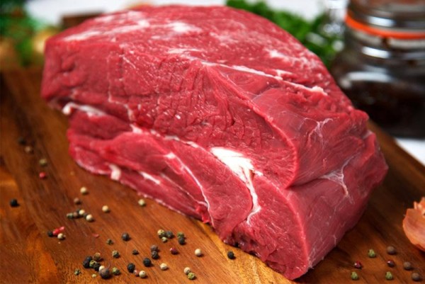 Giò bò damee 250g được làm từ thịt bò nạc